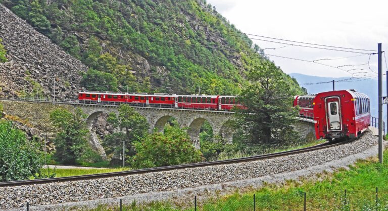 Bernina – Czerwony Pociąg
